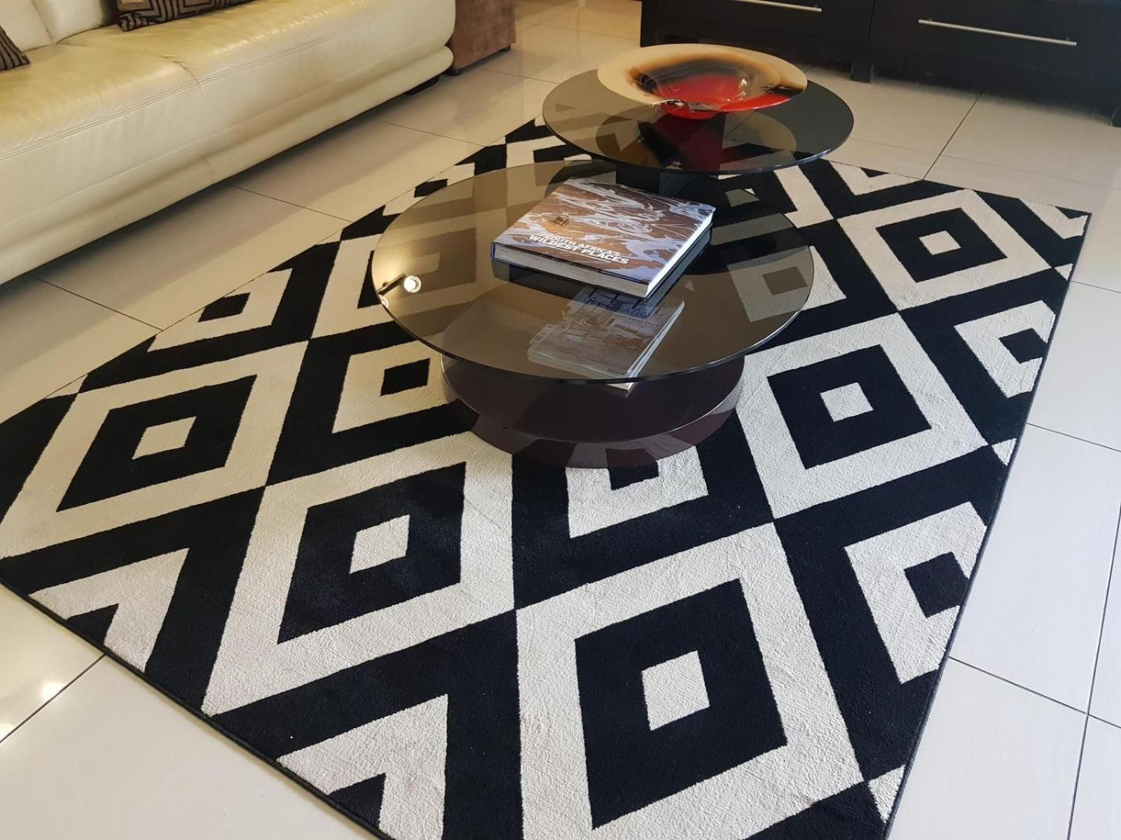 Sollunaa Guesthouse Сандтън Екстериор снимка