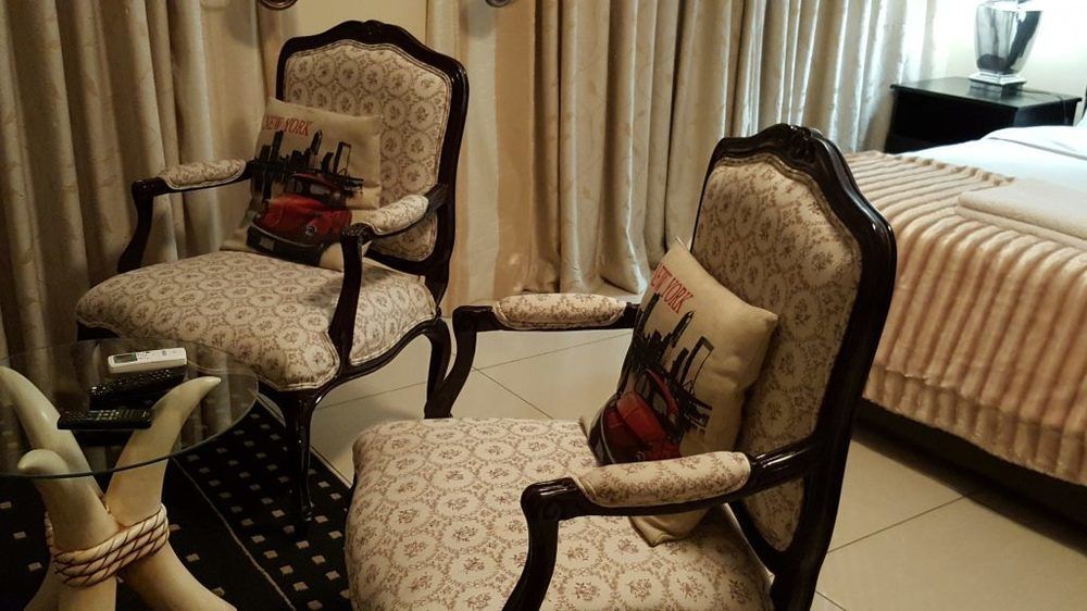 Sollunaa Guesthouse Сандтън Екстериор снимка