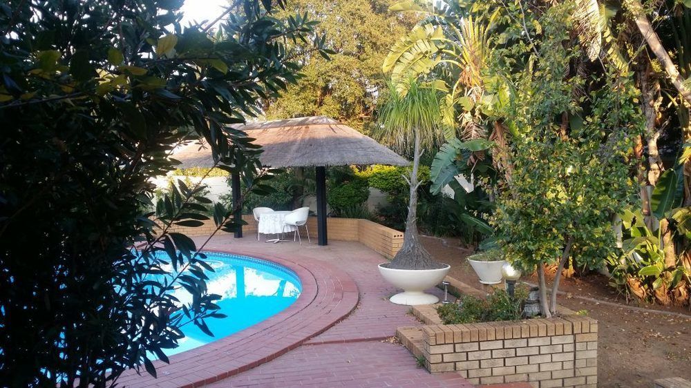 Sollunaa Guesthouse Сандтън Екстериор снимка